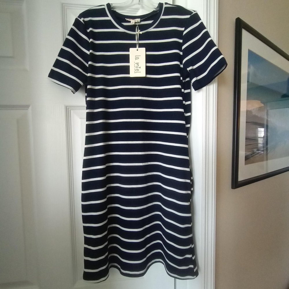 LA MIEL Dress with Pockets Navy and White Stripes Size Small NEW